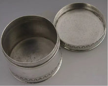 Load image into Gallery viewer, EARLY RARE FRENCH 1780 SiLVER SNUFF  BOX.