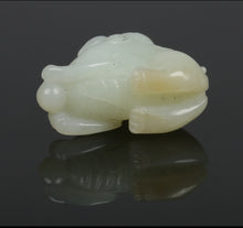 Load image into Gallery viewer, Chinese nephrite/jade carving of a temple guardian dog.