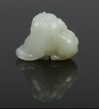 Load image into Gallery viewer, Chinese nephrite/jade carving of a temple guardian dog.