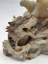 Load image into Gallery viewer, A black and white jade vase and cover 19th century
