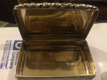 Load image into Gallery viewer, GEORGE IV SILVER SNUFF BOX, by Thomas Shaw, Birmingham, 1828.