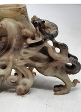 Load image into Gallery viewer, A black and white jade vase and cover 19th century