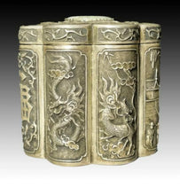 Load image into Gallery viewer, A CHINESE SILVER & JADE DRAGON BOX WITH AN INSCRIBED POEM, QING DYNASTY (1644-1911