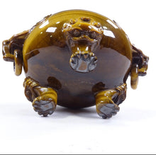 Load image into Gallery viewer, A chinese carved tiger´s eye incense burner. Missing lid.