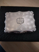 Load image into Gallery viewer, Victorian silver shaped rectangular vinaigrette by Nathaniel Mills, Birmingham 1843