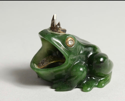 Russian nephrite Jade frog with diamond set coronet, eyes and tongue.