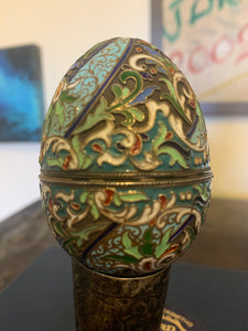 Russian silver cloisonne Enamel Easter Egg by Grigory Sbetnayev, Moscow Circa 1893..