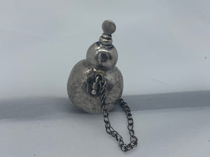 18th century Continental silver double-gourd scent bottle