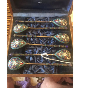 6 silver gilt Russian cloisonné enamel decorated teaspoons with original case.