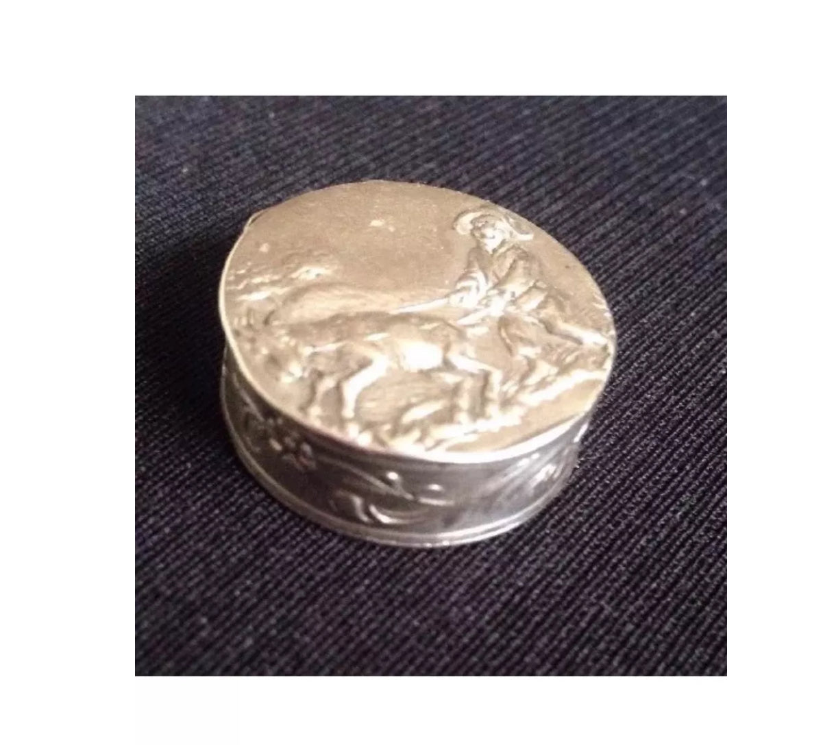 Solid 2025 silver box