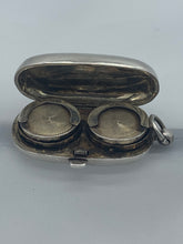 Load image into Gallery viewer, George V silver rounded rectangular twin-compartment sovereign case