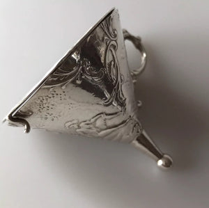Antique Silver Funnel trinket box LONDON 1903 By Audel Phillips & Sons..