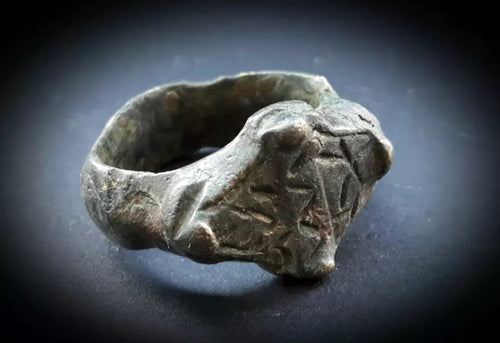 RARE ANCIENT ANCIENT HEAVY NEAR EASTERN GOLD BRONZE  RING 1st CENTURY BC to 2nd CENTURY A.D