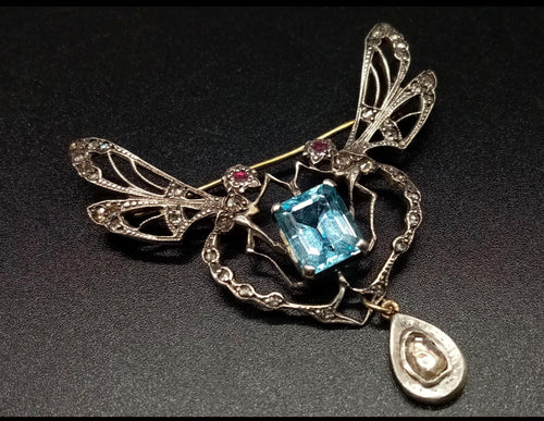A Gold & Silver & Gem-set Dragonfly Brooch, probably Continental.
