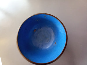 Chinese cloisonne bowl with flowers on blue ground and key decoration