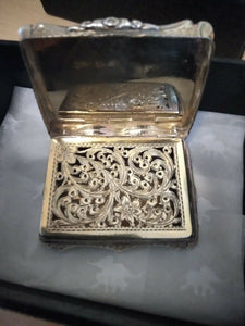 Victorian silver shaped rectangular vinaigrette by Nathaniel Mills, Birmingham 1843