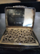 Load image into Gallery viewer, Victorian silver shaped rectangular vinaigrette by Nathaniel Mills, Birmingham 1843